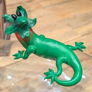 Home Grown Enesco Pepper Lizard Figurine 2009 Bearded Animal Vegetable Chili